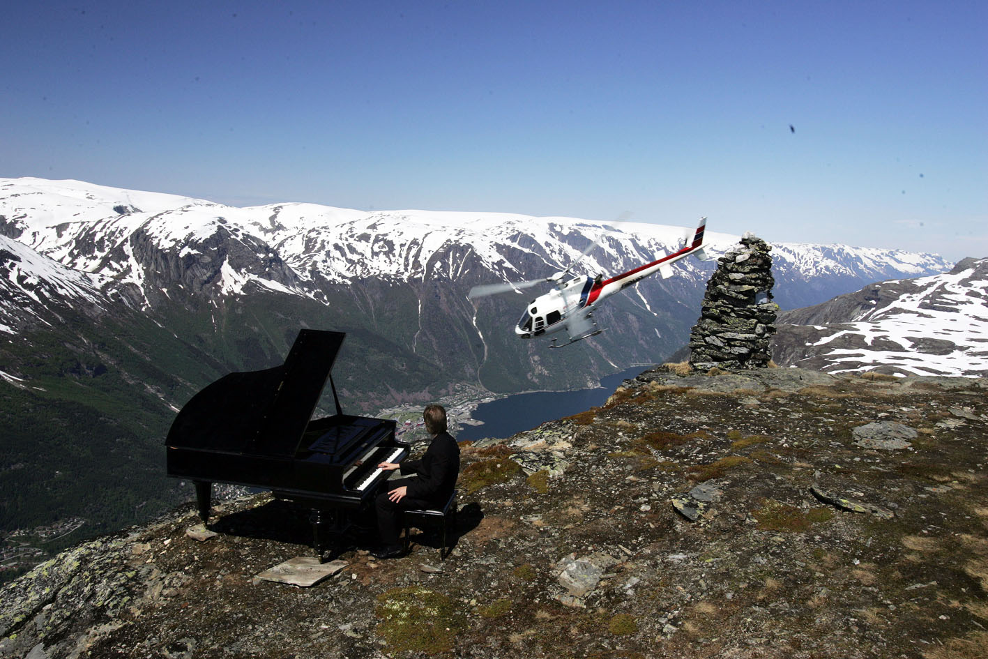 Leif Ove Andsnes in film from NRK, shooting atop Rossnos.  © Kai-Inge Melkeraaen