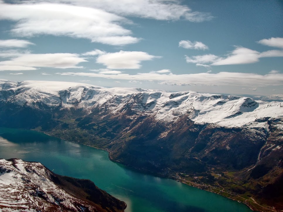 Sørfjorden og Folgefonna.  © Øystein D. Dagestad