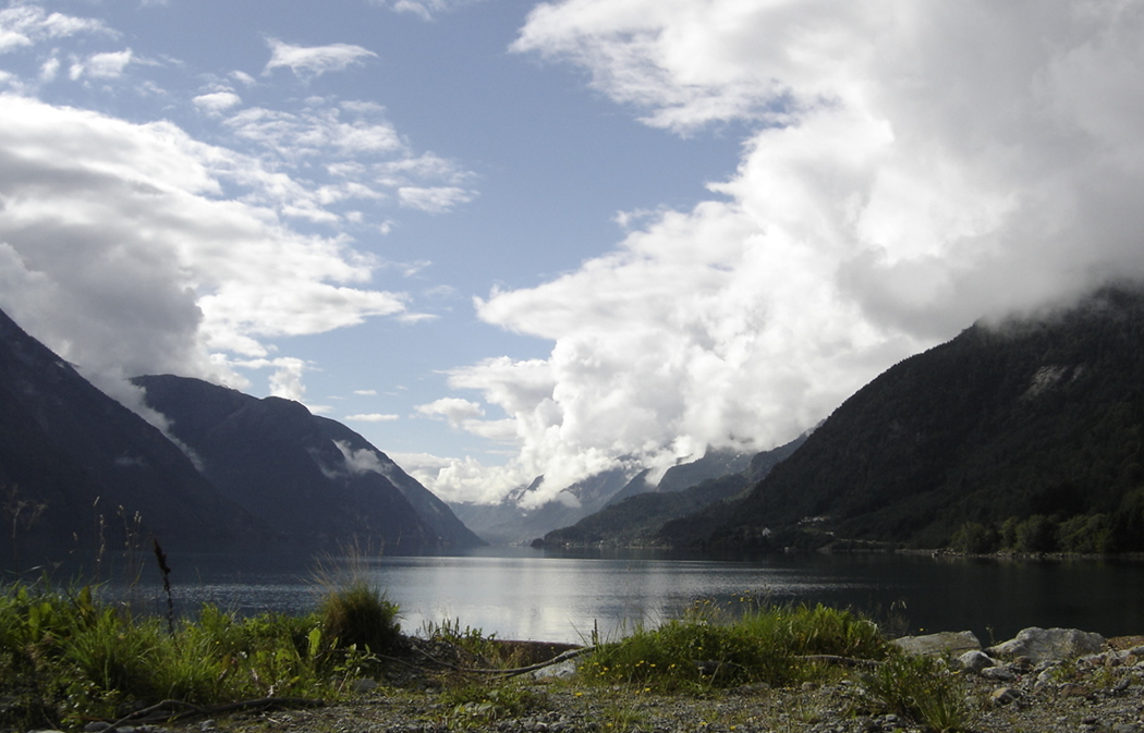 Sørfjorden sett frå Måge mot Odda - © Anne Gullbjørg Digranes